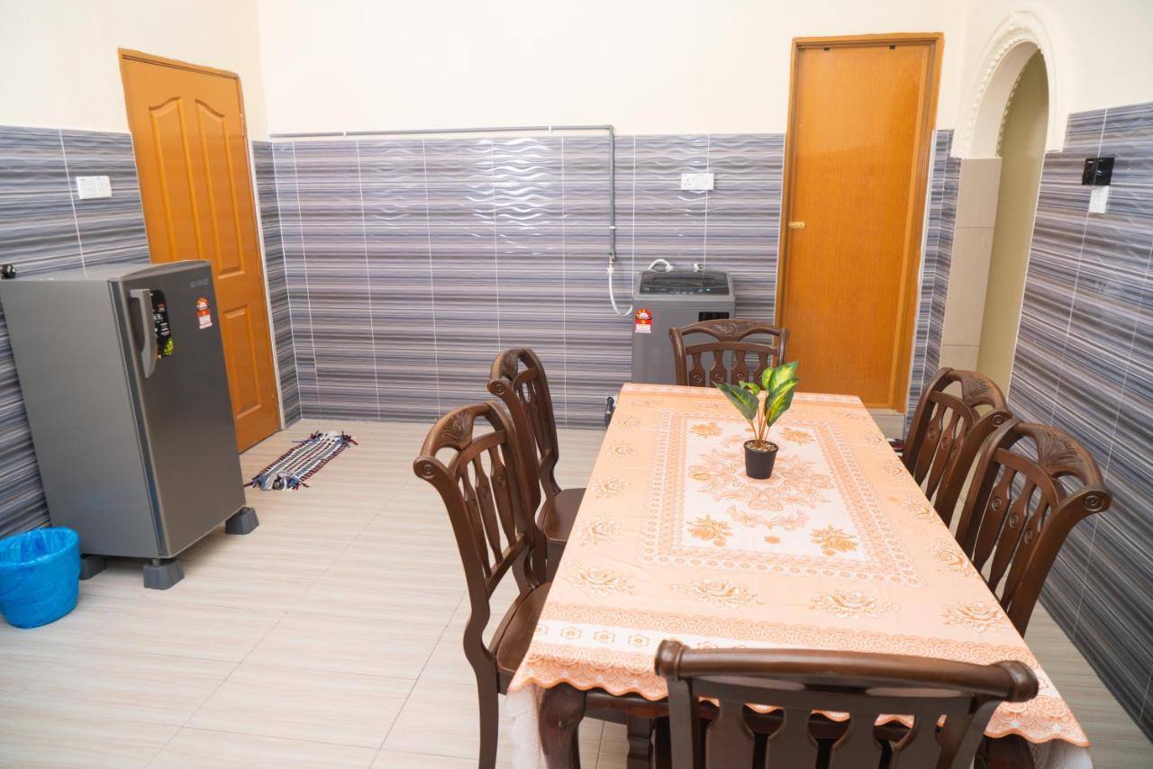 Rembau Adorable 3-Bedroom Home With Pool, Wi-Fi And Bbq מראה חיצוני תמונה