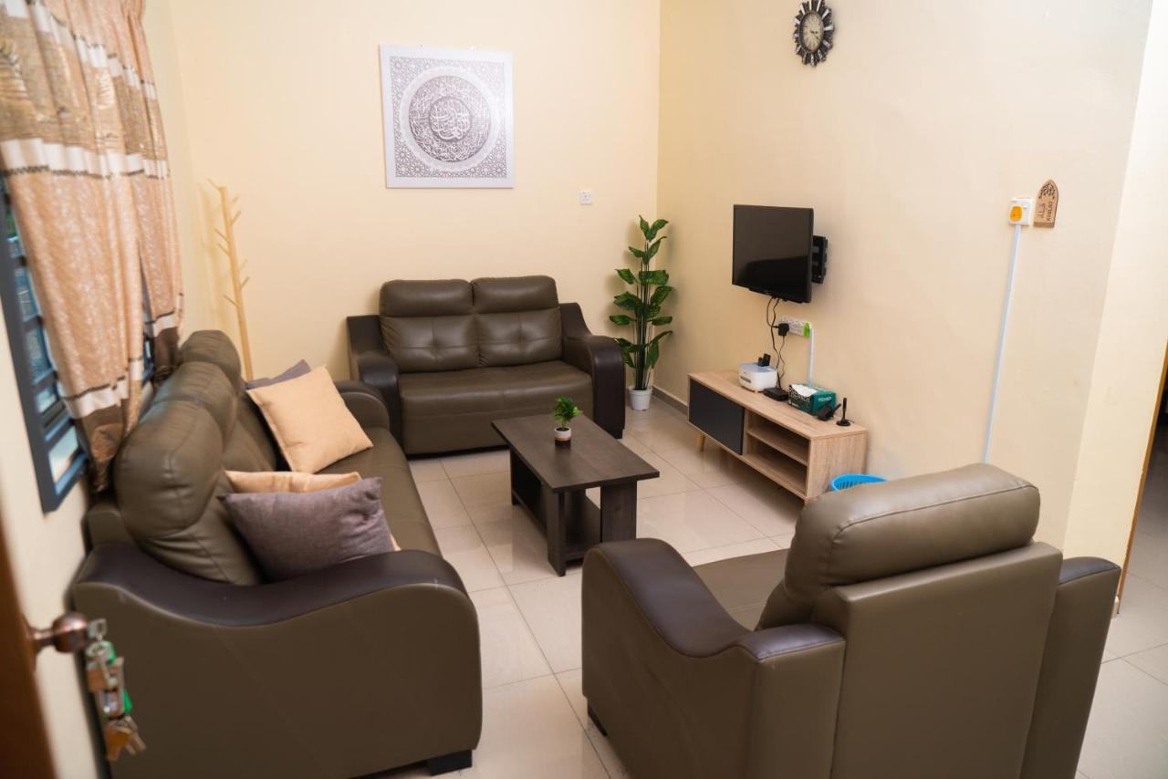 Rembau Adorable 3-Bedroom Home With Pool, Wi-Fi And Bbq מראה חיצוני תמונה